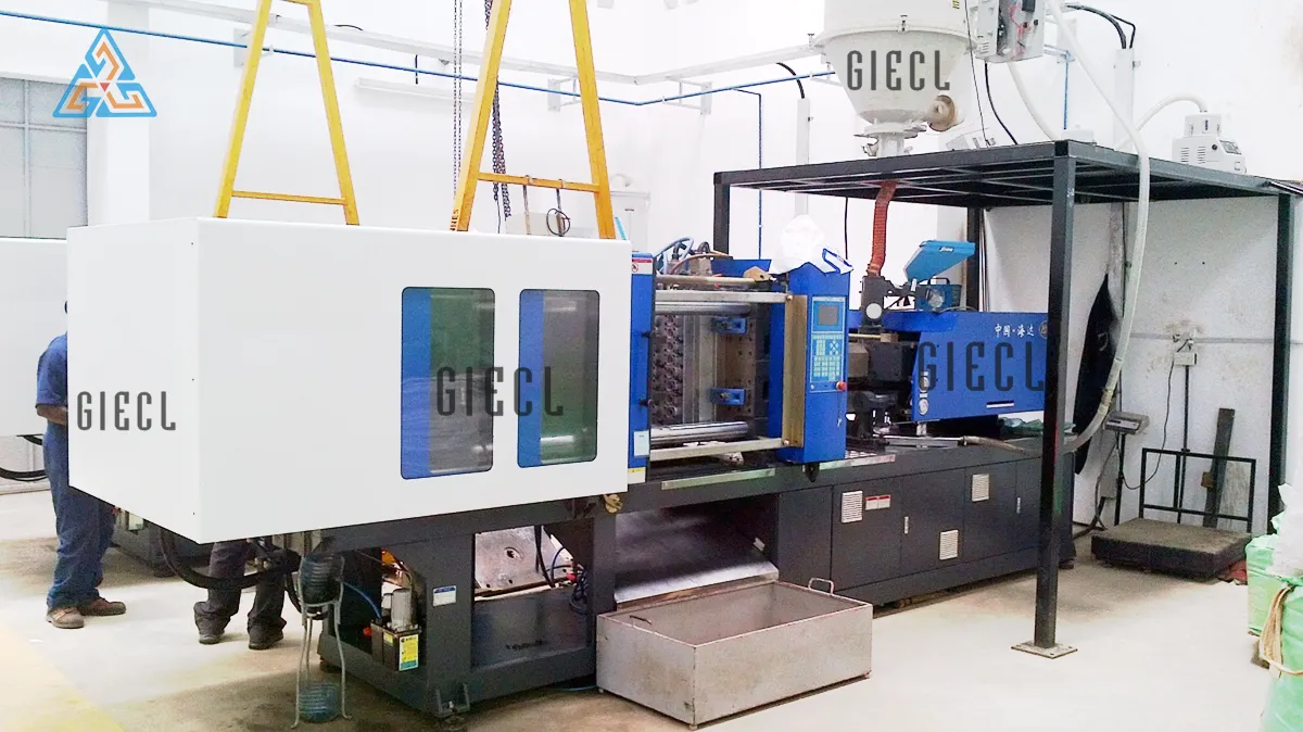 Injection Moulding Machine for Preform and Cap