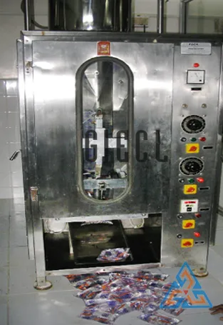 Pouch Packing Machine