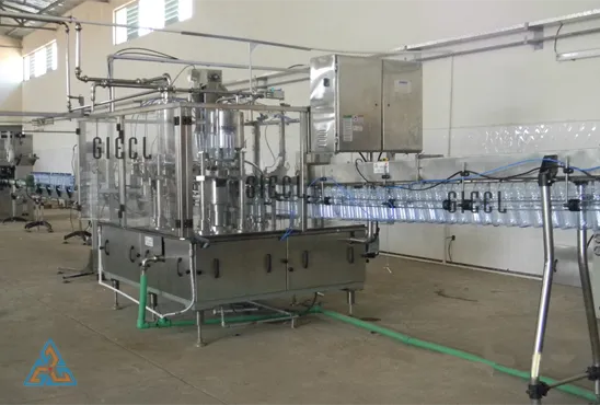 Rinsing Filling Capping Machine